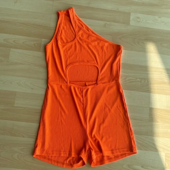 NEON ASYMMETRICAL CUT OUT ROMPER - Picture 3 of 4